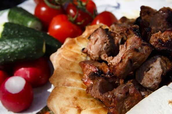Barbacoa con verduras -sayuran